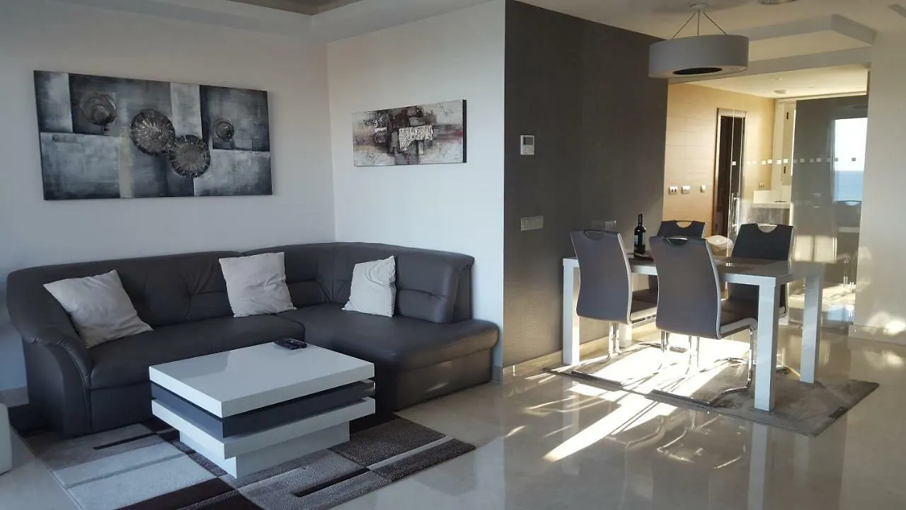 Horizon Beach Apartment Estepona Spain