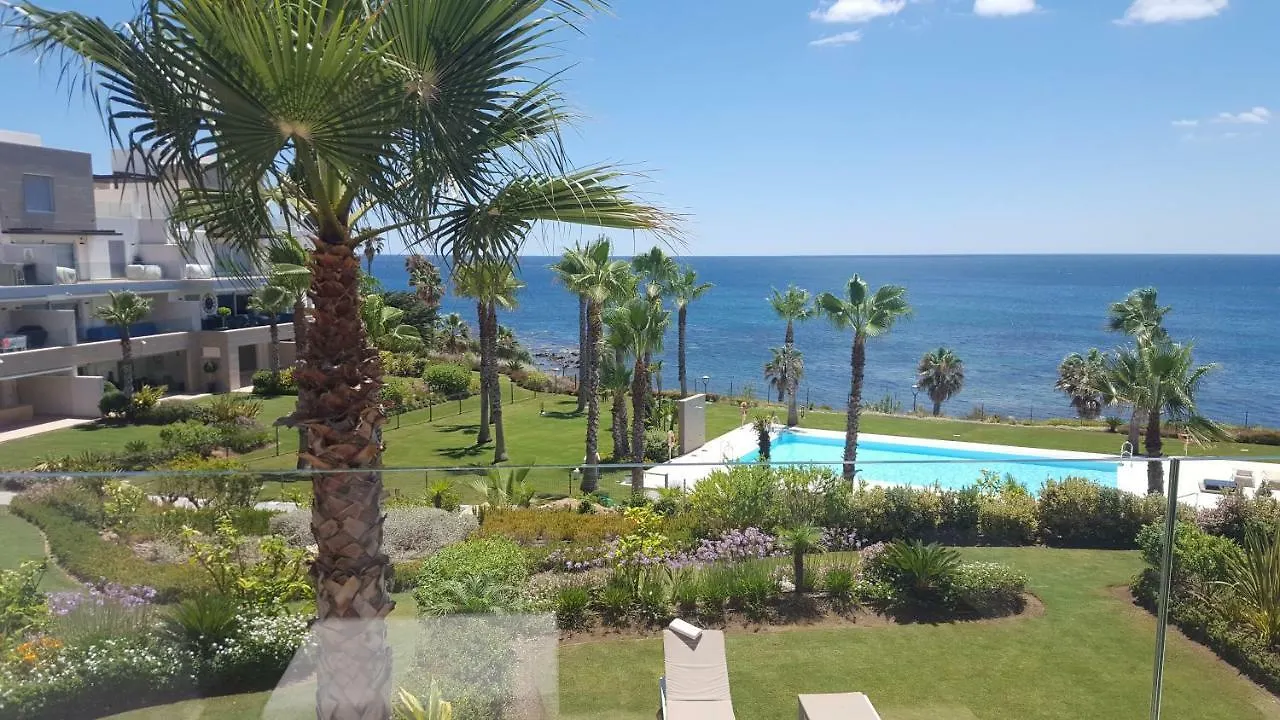Horizon Beach Apartment Estepona