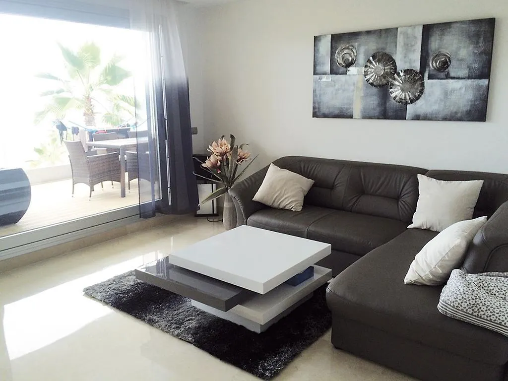 Horizon Beach Apartment Estepona